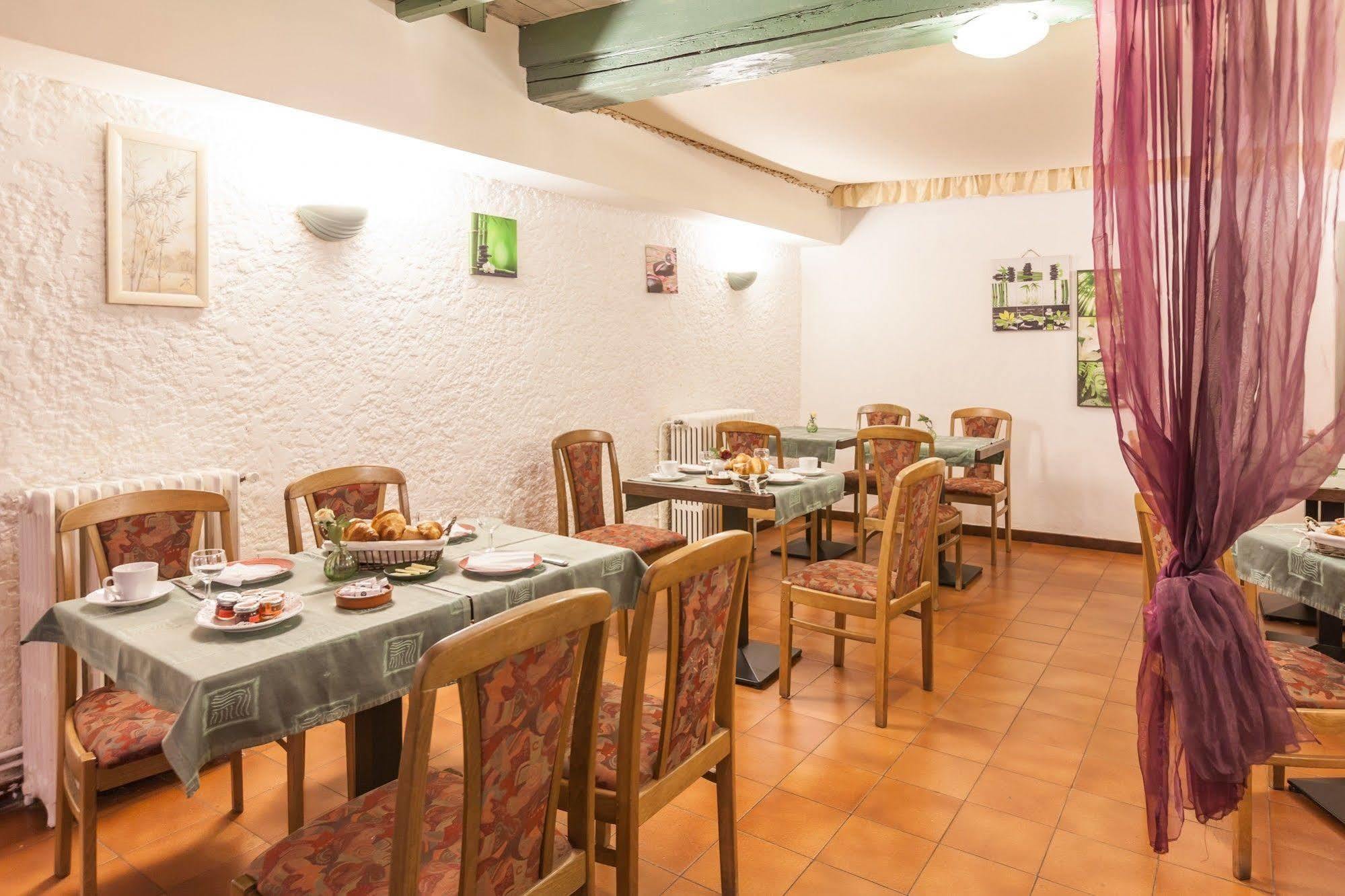 Logis Auberge La Cremaillere Villandraut Esterno foto