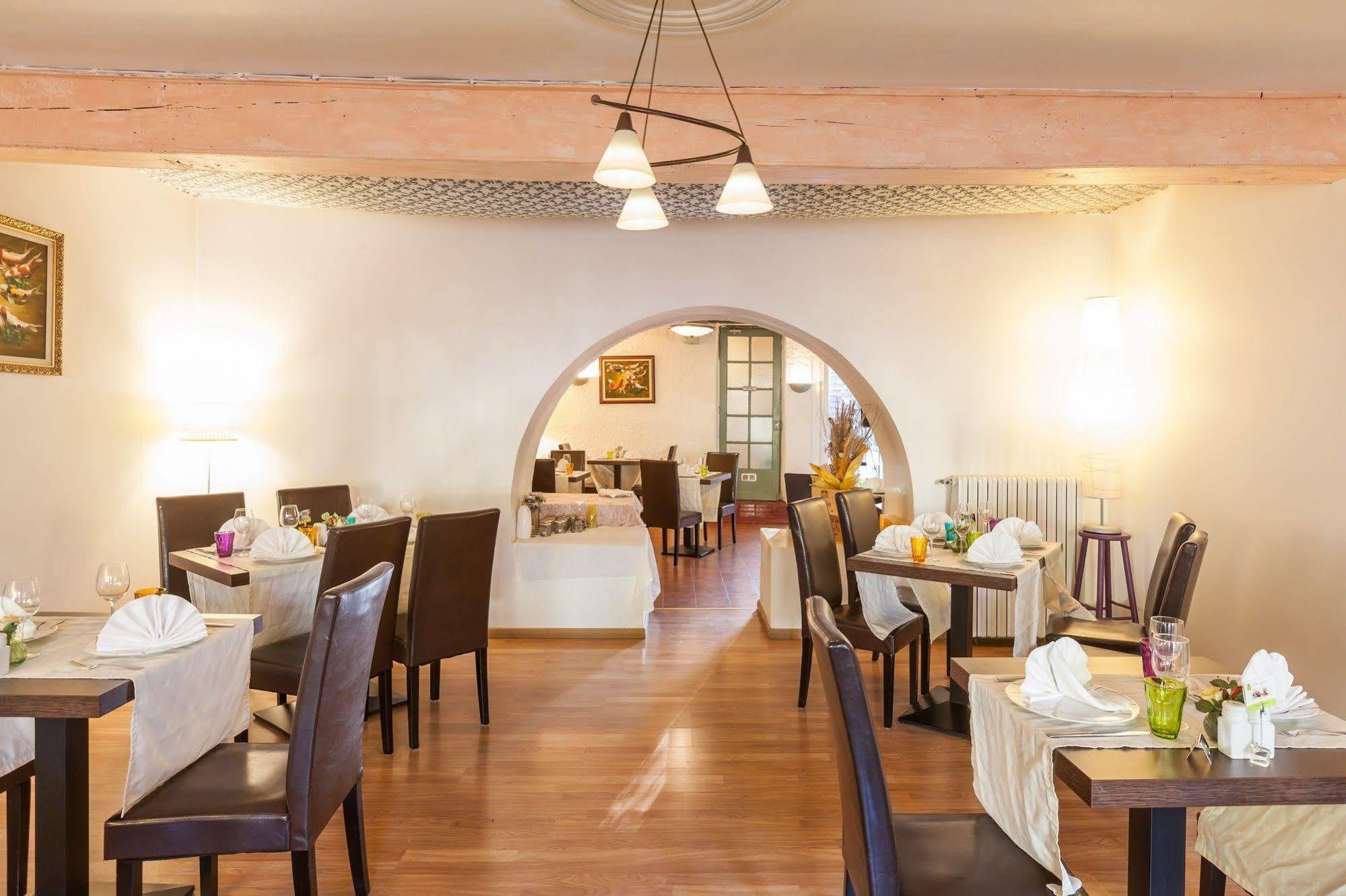 Logis Auberge La Cremaillere Villandraut Esterno foto